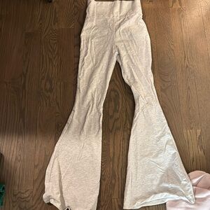 flared edikted leggings, never worn